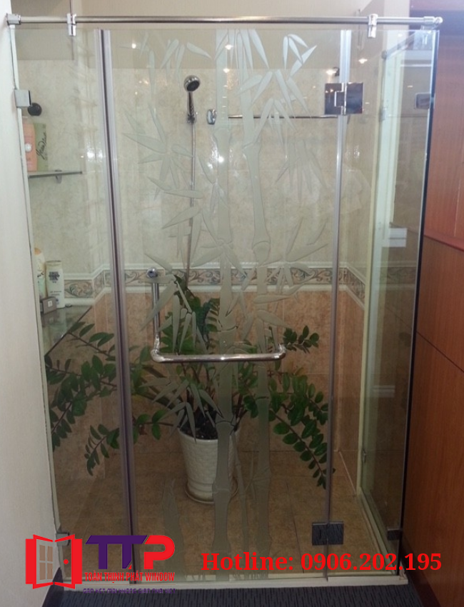 Giải pháp tiết kiệm không gian hiệu quả khi lắp đặt. Sử dụng dễ dàng không gây khó khăn cho việc đóng mở