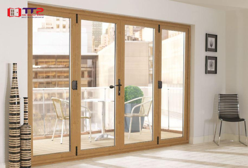 Cửa gỗ kính cường lực 4 cánh mở quay