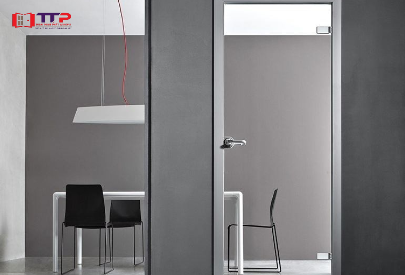 Cửa kính cường lực văn phòng