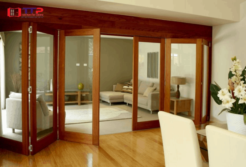 Cửa gỗ kính cường lực