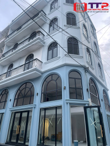 Công trình nhôm kính nhà ở tại Quận 10