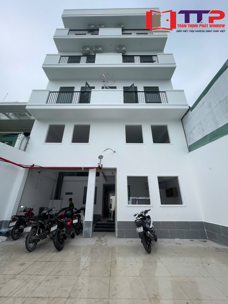 Thi công nhôm kính quận 7