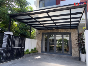 Hình ảnh minh họa cửa kính cường lực cho nhà ở, showroom và cửa hàng.
