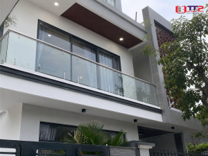 Hình ảnh minh họa giải pháp nhôm kính cho nhà phố và công trình tại TP.HCM.